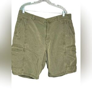 Tommy Bahama Relax Tencel Lyocell ultra‎ soft Green Cargo Shorts Size 38